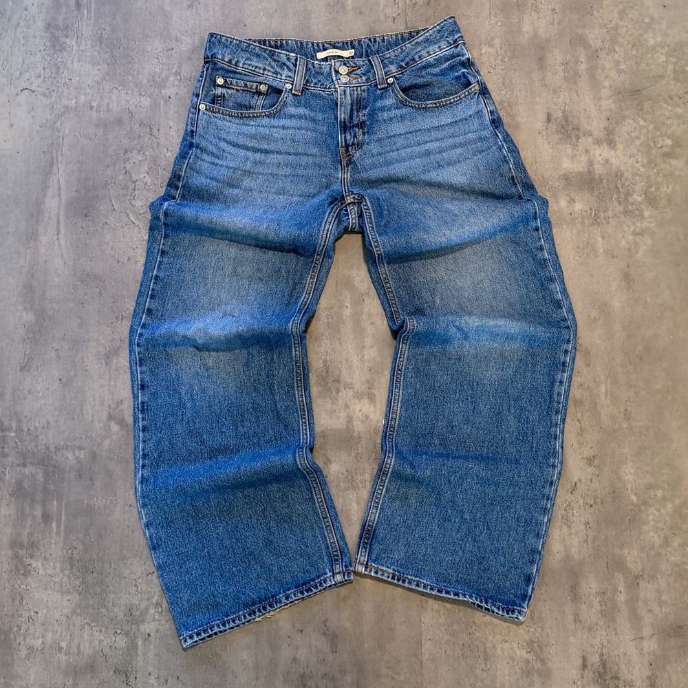 Vintage Y2K 2000's 00's Levi's Super Low Baggy Relax Fit Wide Legged Denim Jeans